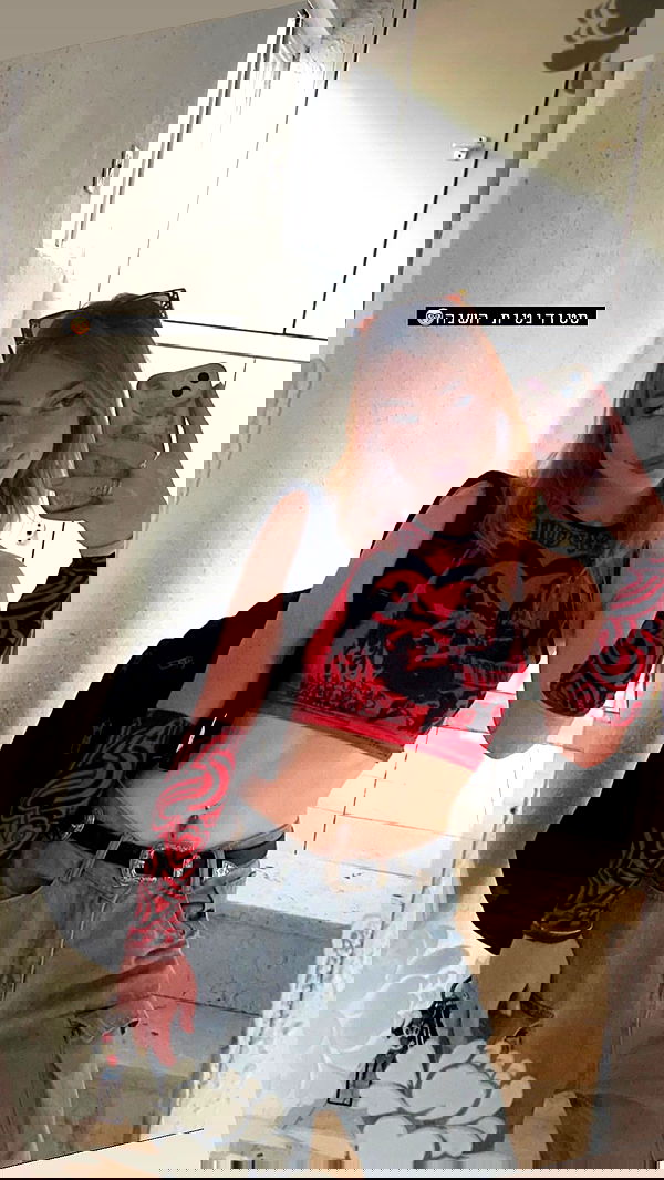 eveliniya eveliniya archive image