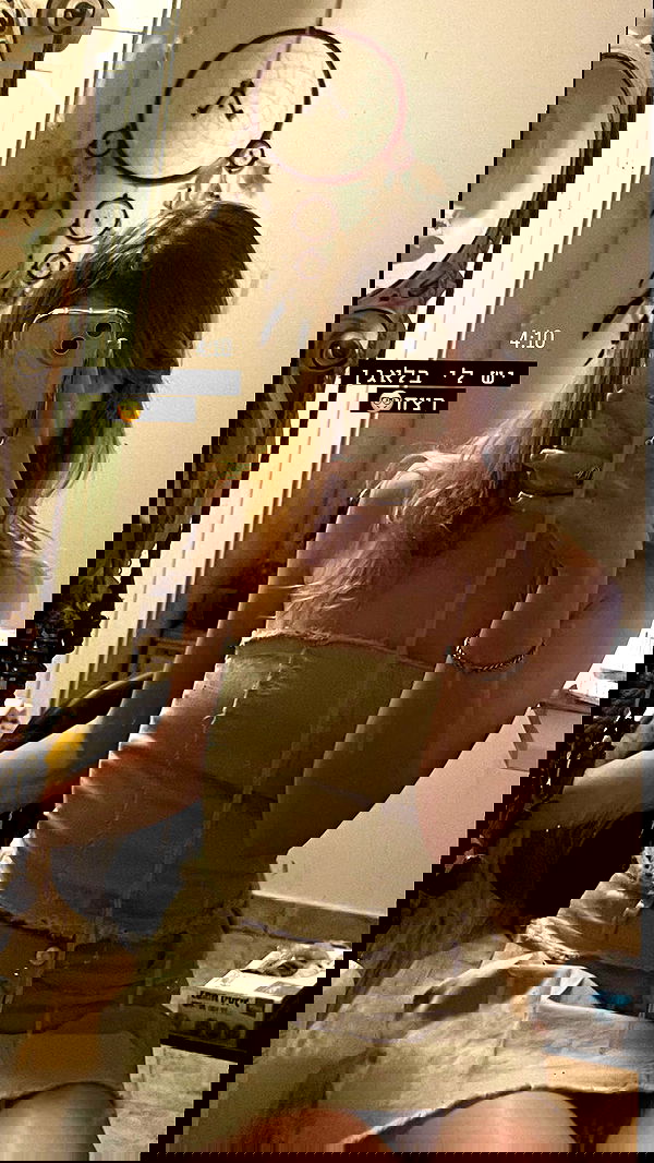 eveliniya eveliniya archive image