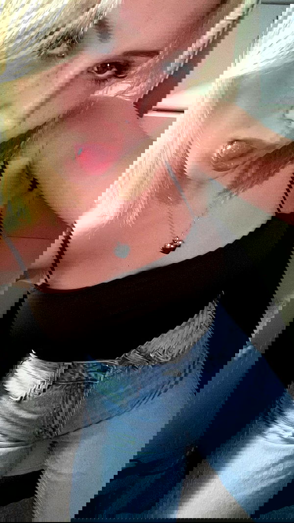 jaroslava_klavir jaroslava_klavir archive image