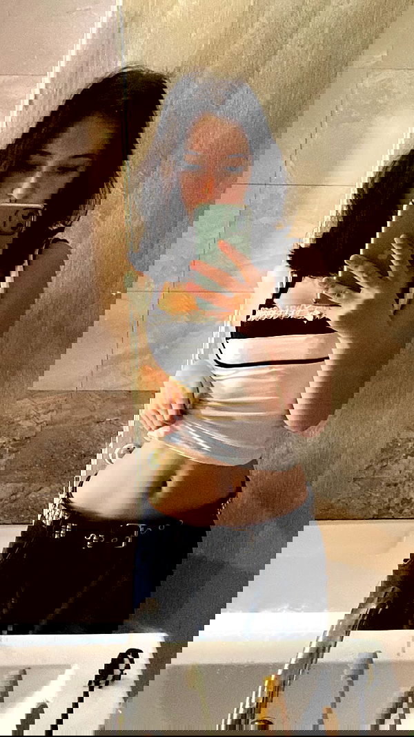 m1ry2m_ m1ry2m_ archive image