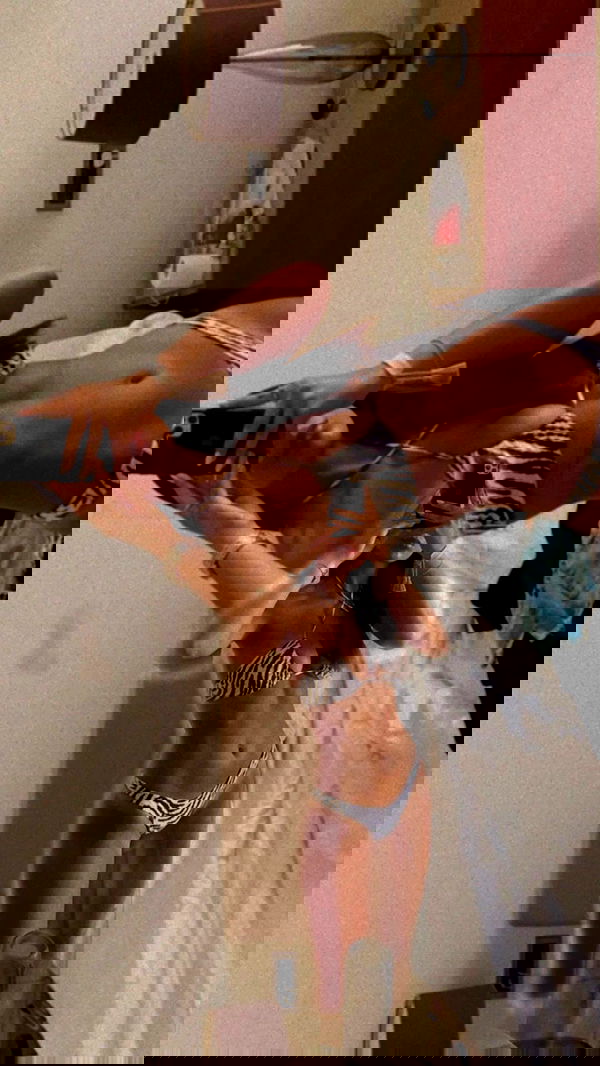 roni.benshushan roni.benshushan archive image