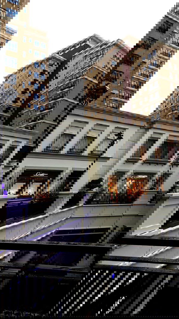 roni.benshushan roni.benshushan archive image