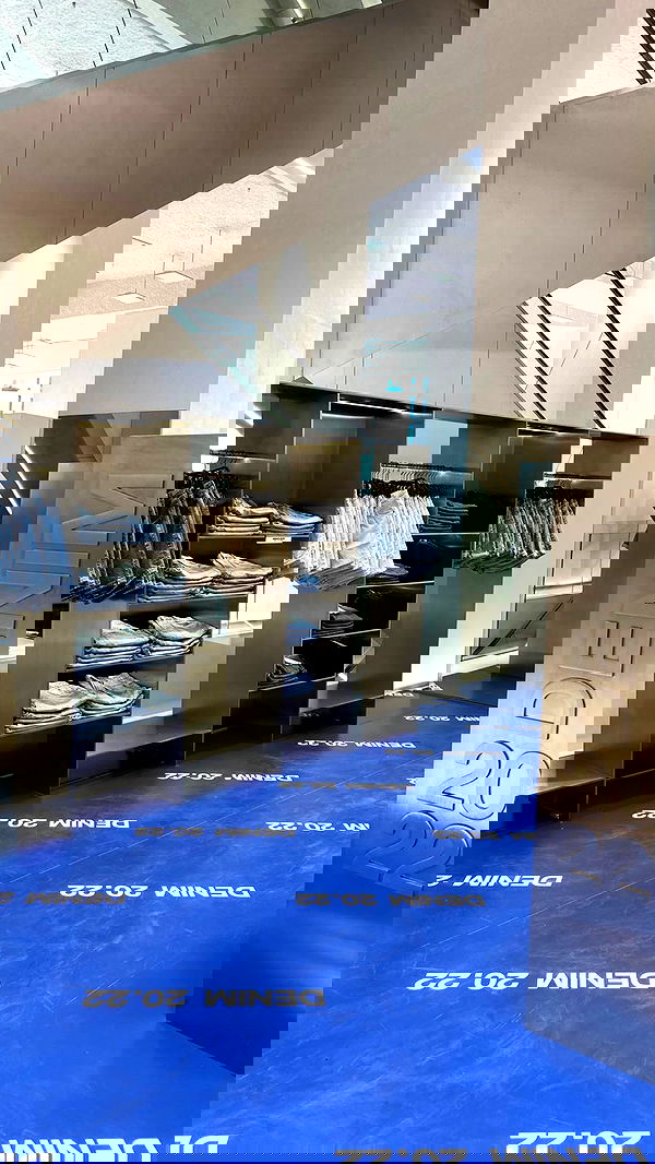 roni.benshushan roni.benshushan archive image