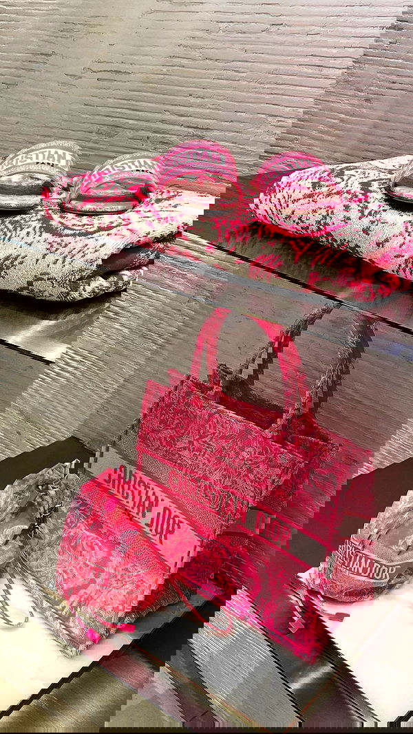 roni.benshushan roni.benshushan archive image