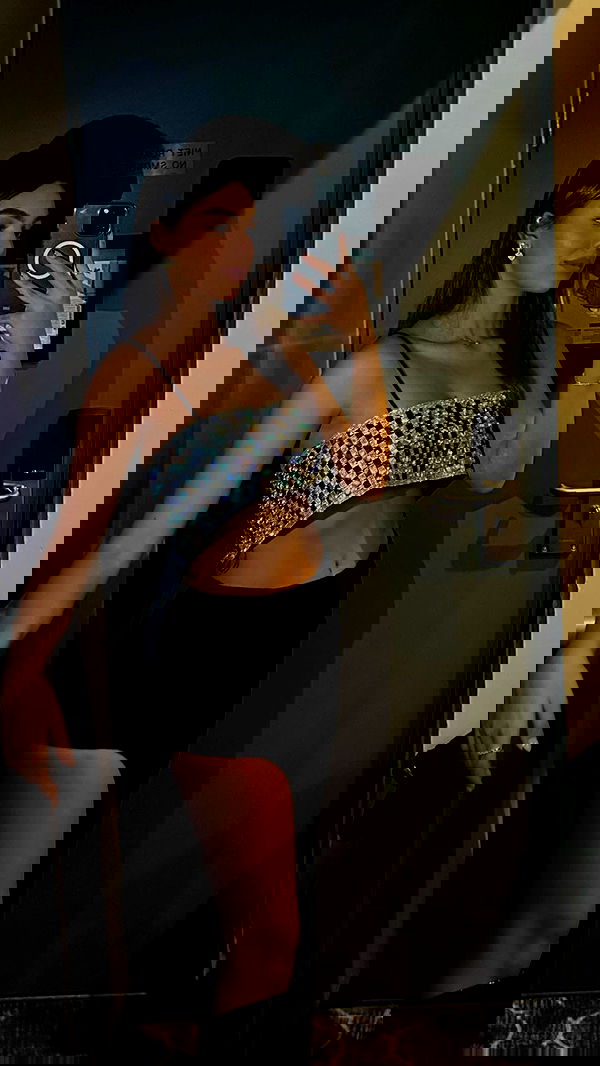 roni.benshushan roni.benshushan archive image