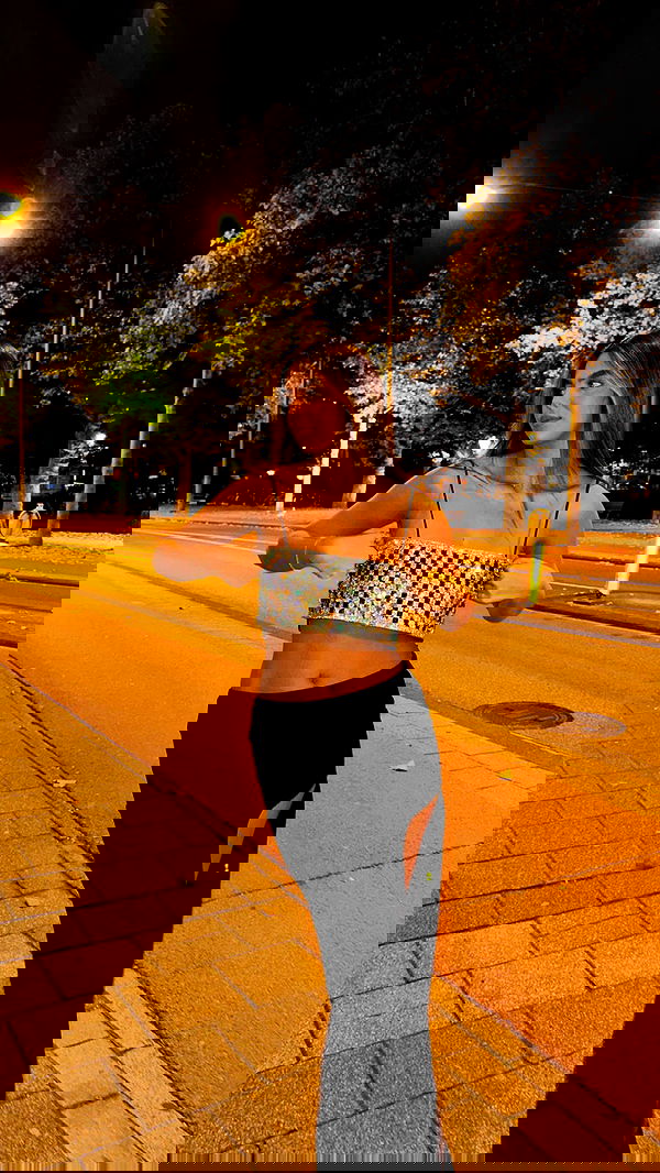 roni.benshushan roni.benshushan archive image