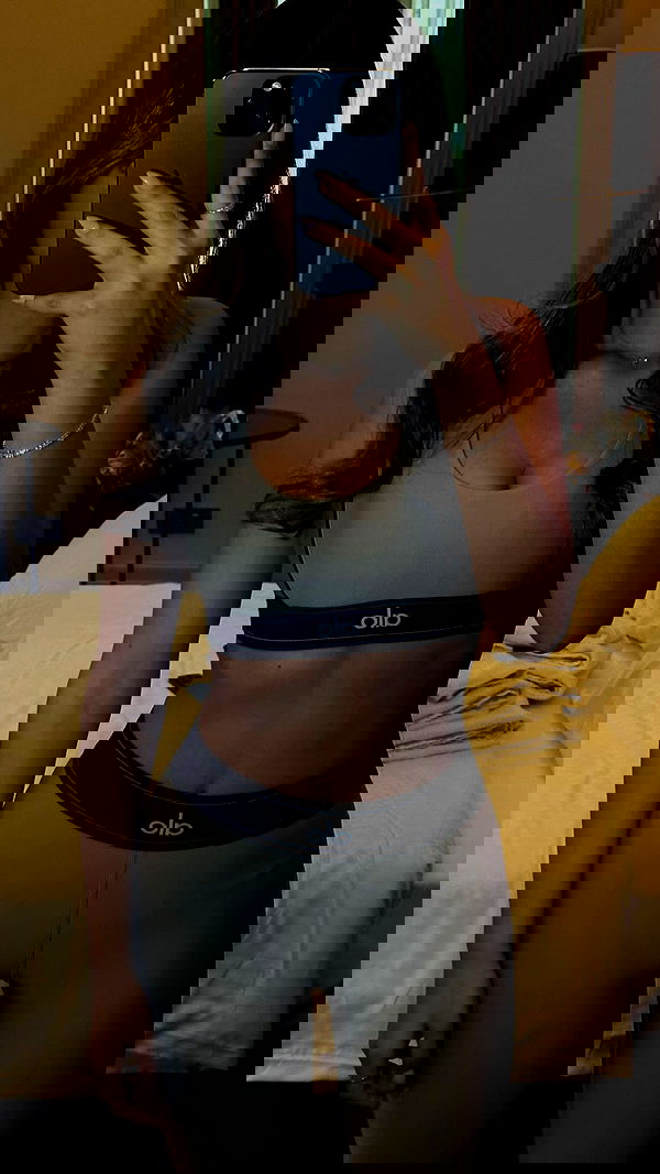 roni.benshushan roni.benshushan archive image