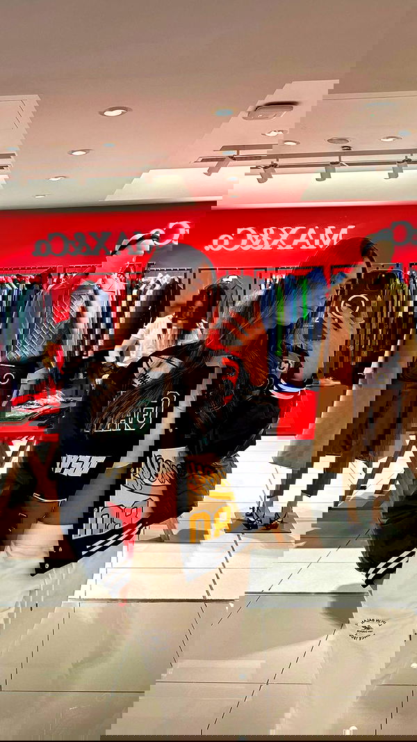 roni.benshushan roni.benshushan archive image