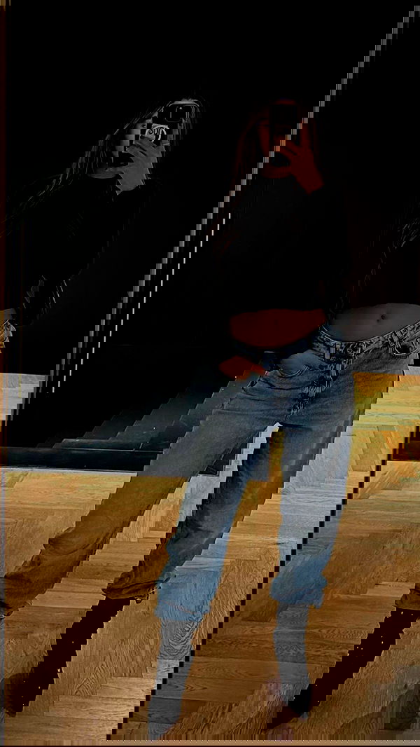 roni.benshushan roni.benshushan archive image