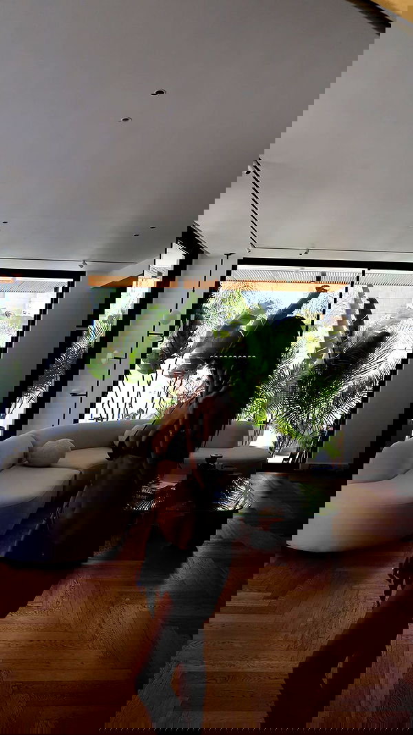 roni.benshushan roni.benshushan archive image