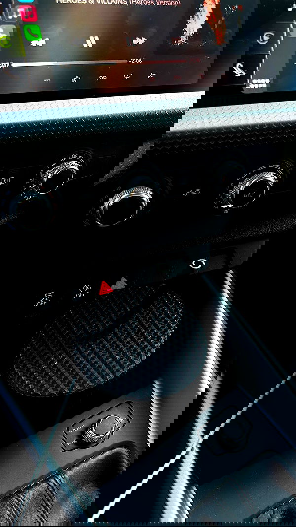 roni.benshushan roni.benshushan archive image