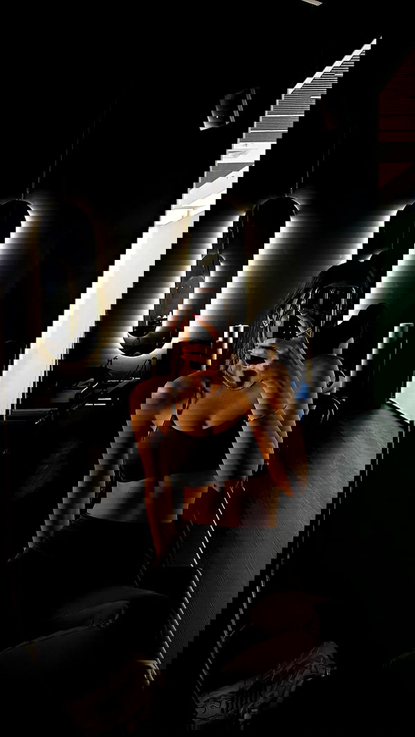 roni.benshushan roni.benshushan archive image