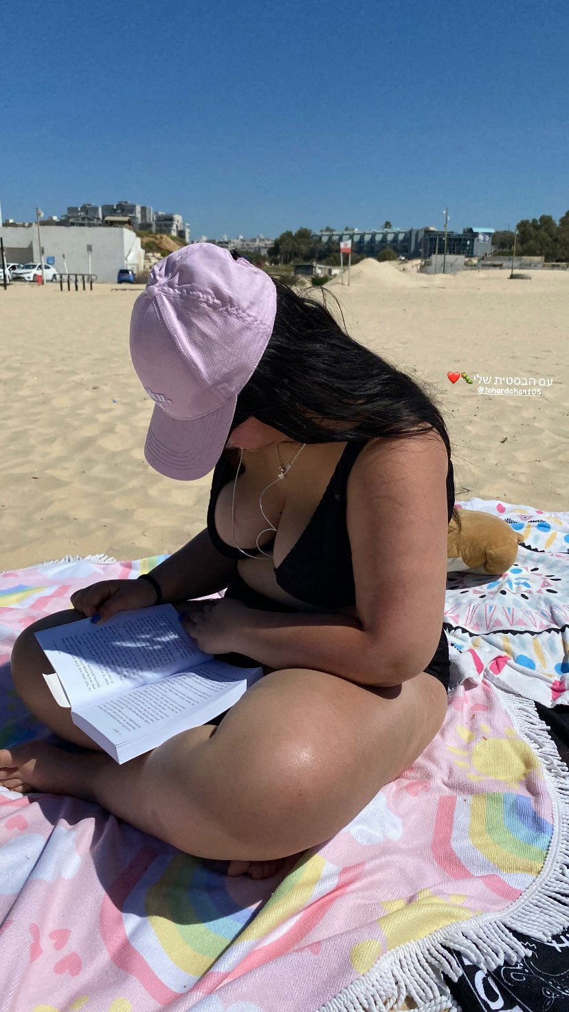 shanidahan7 instagram image archive image