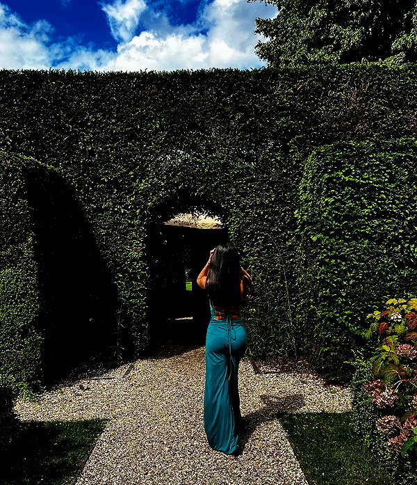 a.roniiiiii instagram image archive image