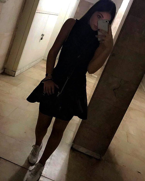 daniella_zeldis instagram image archive image