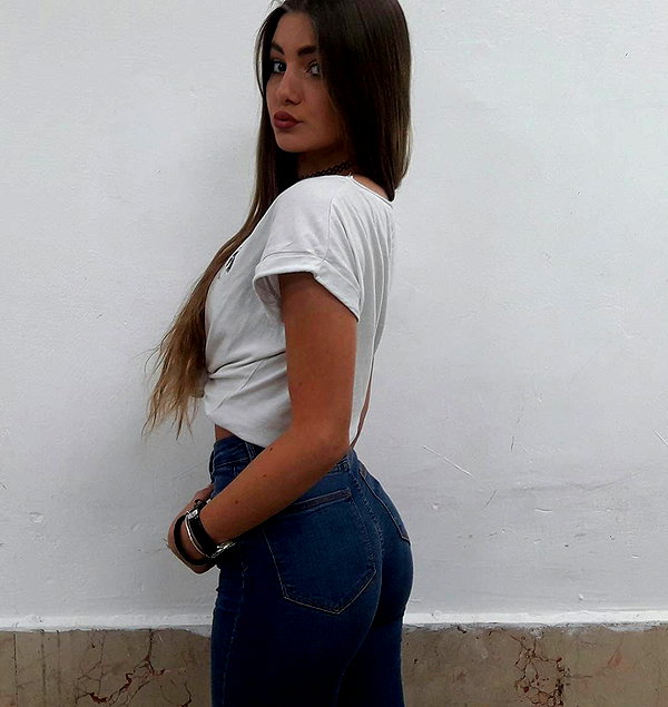 daniella_zeldis instagram image archive image