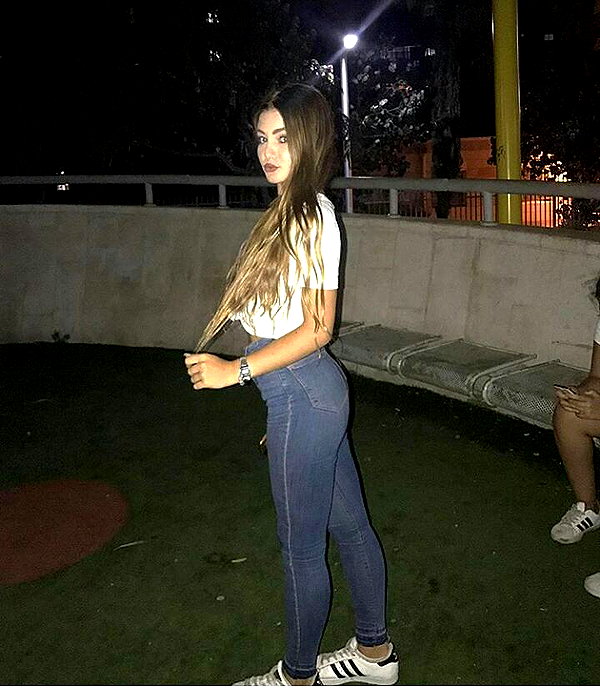 daniella_zeldis instagram image archive image