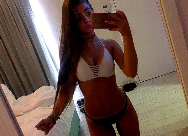 daniella_zeldis instagram image archive image