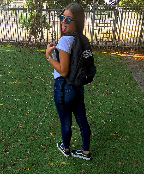 daniella_zeldis instagram image archive image