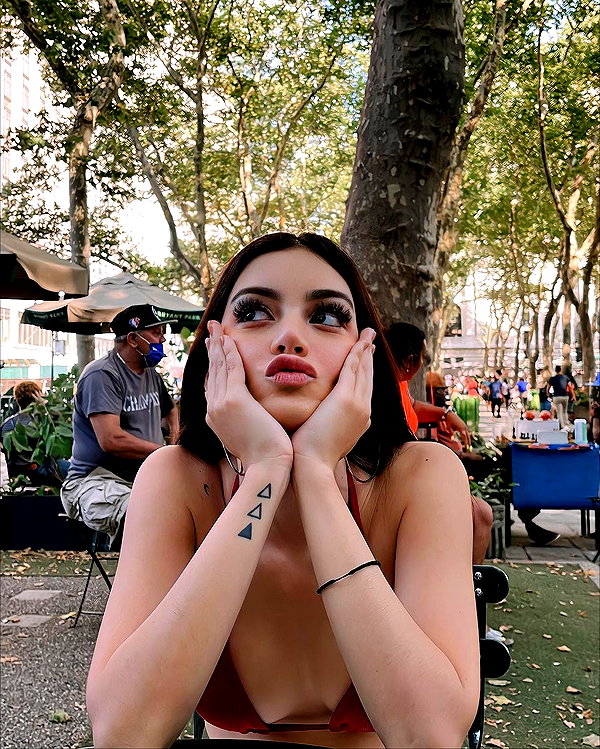 dianavgalvis instagram image archive image