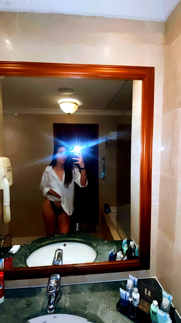 elika_shev instagram image archive image
