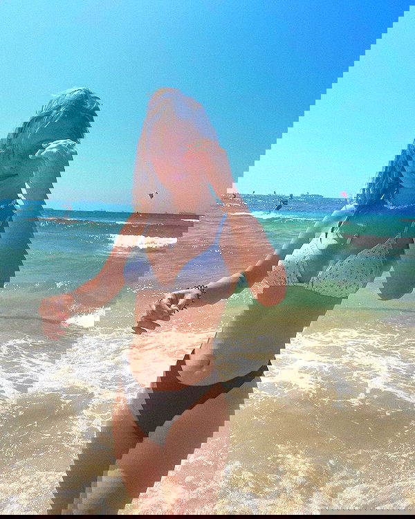 jaroslava_klavir jaroslava_klavir archive image