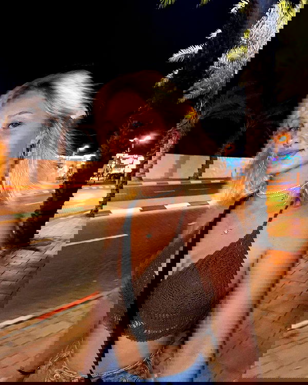 jaroslava_klavir jaroslava_klavir archive image