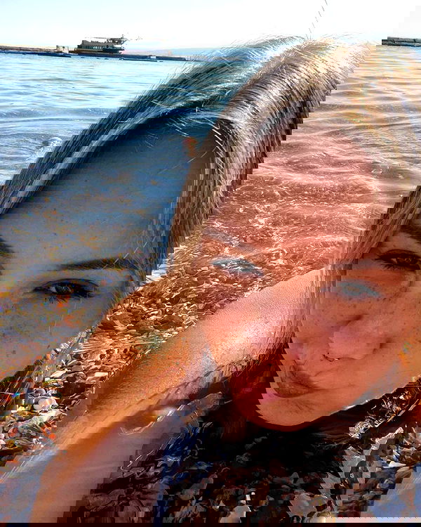 jaroslava_klavir jaroslava_klavir archive image