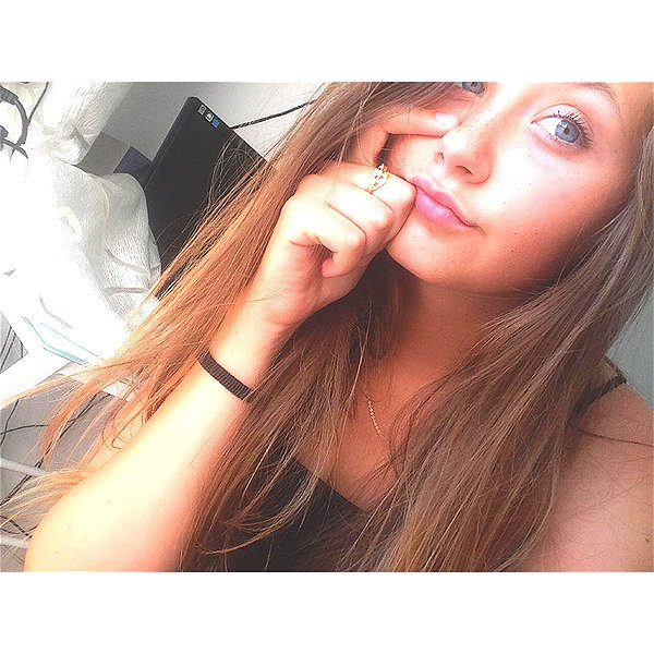 karina_vusiker instagram image archive image