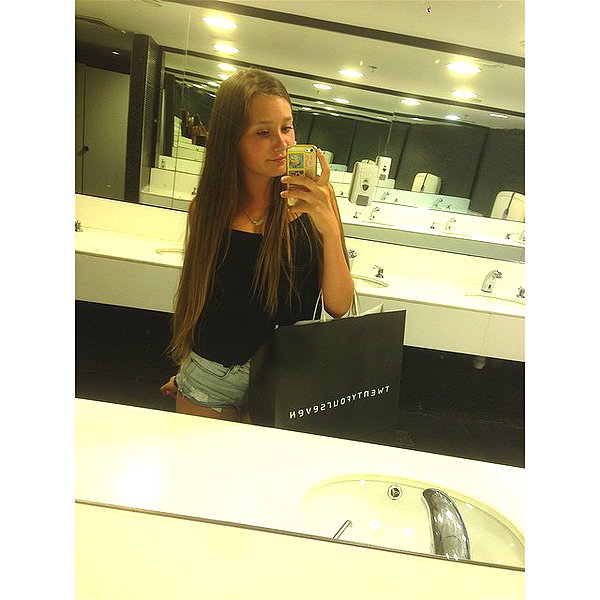 karina_vusiker instagram image archive image