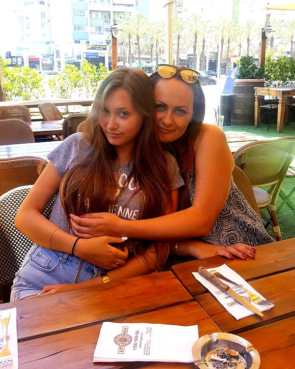 karina_vusiker instagram image archive image
