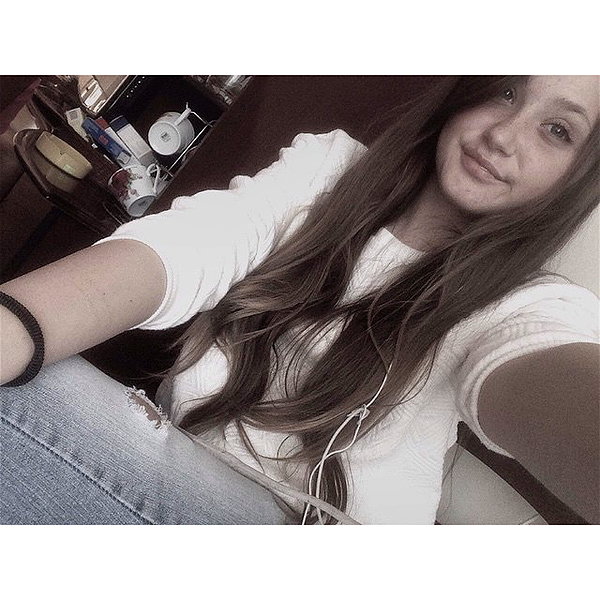 karina_vusiker instagram image archive image