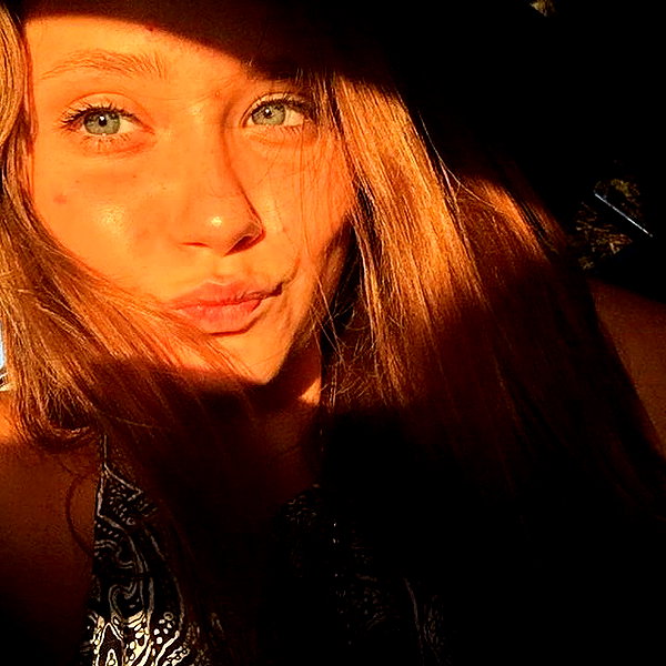 karina_vusiker instagram image archive image