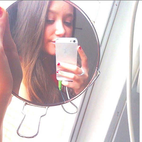 karina_vusiker instagram image archive image
