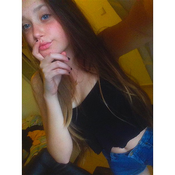 karina_vusiker instagram image archive image