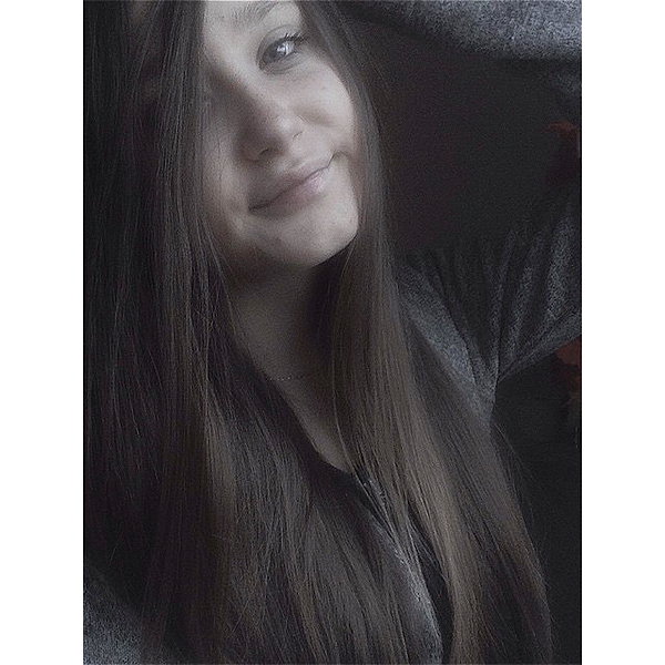 karina_vusiker instagram image archive image