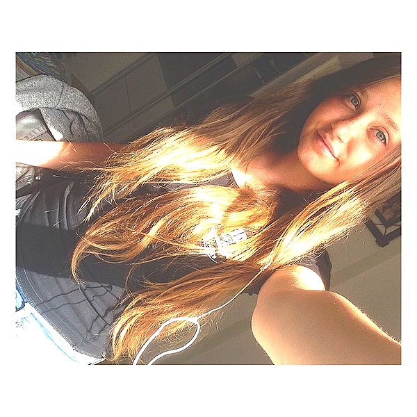 karina_vusiker instagram image archive image