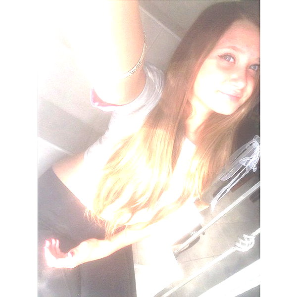 karina_vusiker instagram image archive image