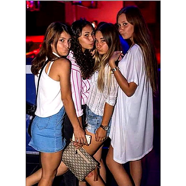 karina_vusiker instagram image archive image