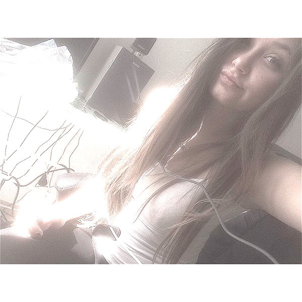 karina_vusiker instagram image archive image