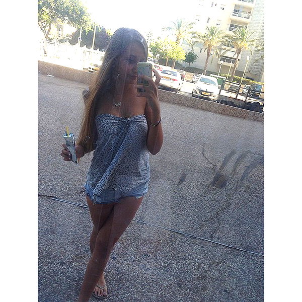 karina_vusiker instagram image archive image