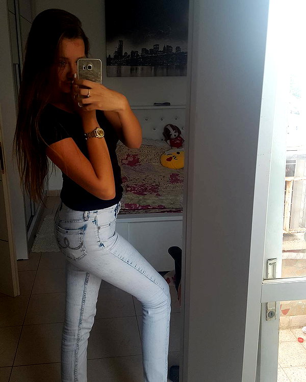 karina_vusiker instagram image archive image