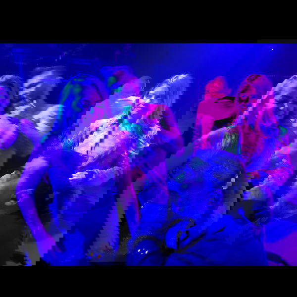 laluzone laluzone archive image