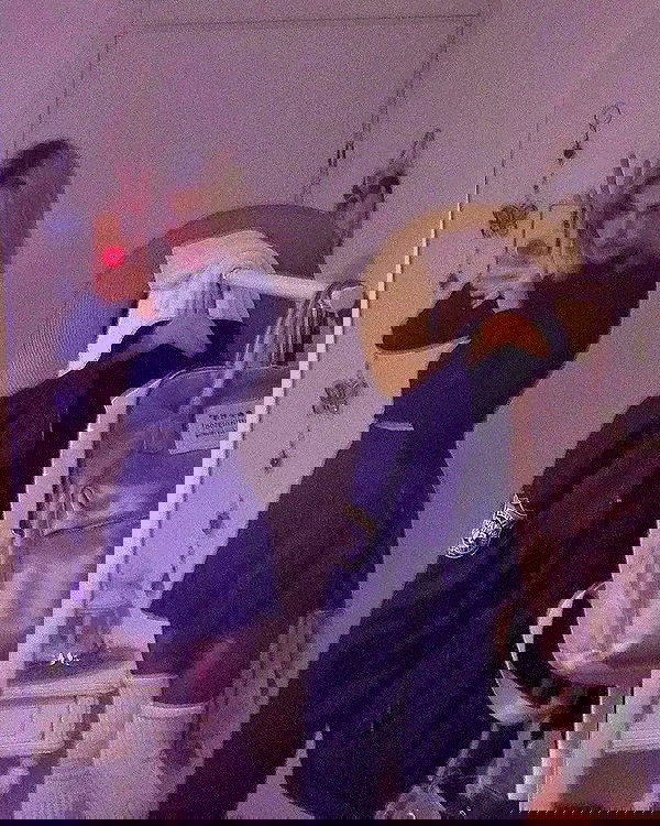 laluzone laluzone archive image