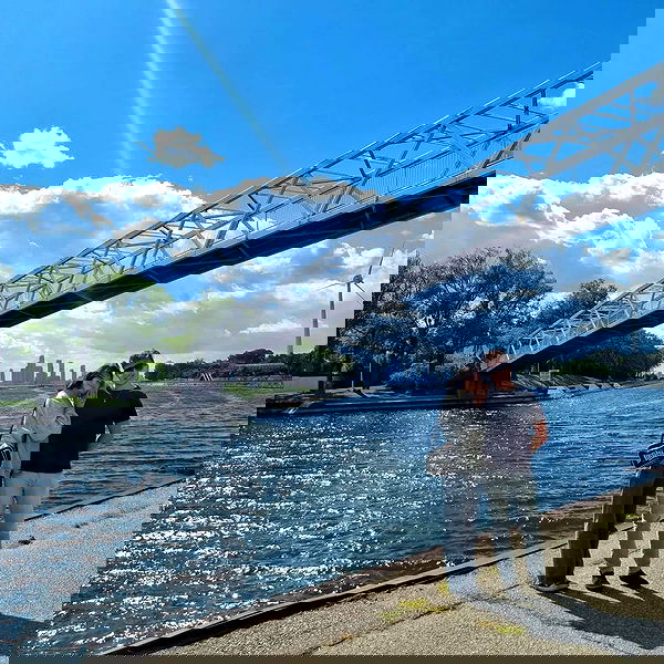 laluzone laluzone archive image