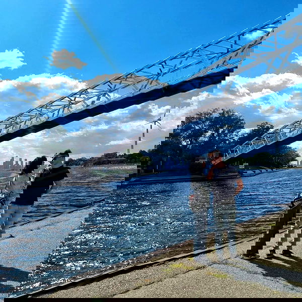 laluzone laluzone archive image