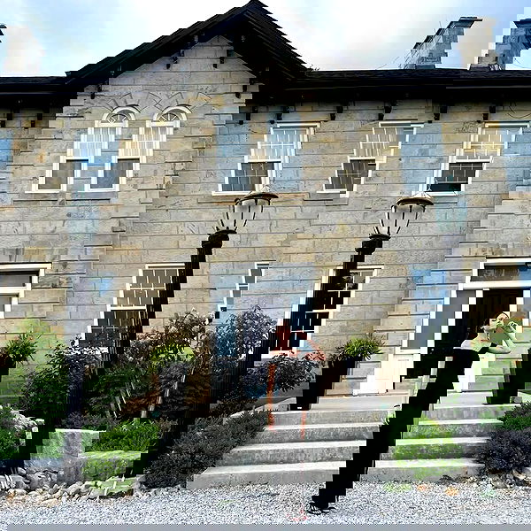 laluzone laluzone archive image