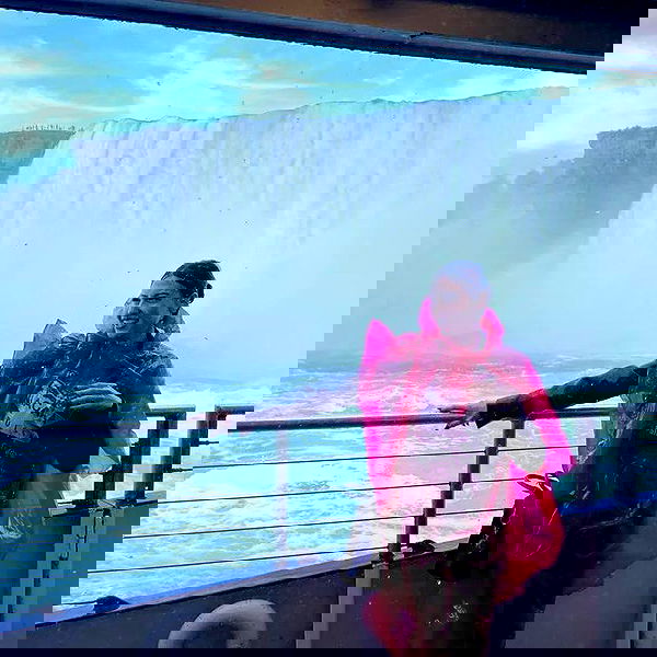 laluzone laluzone archive image