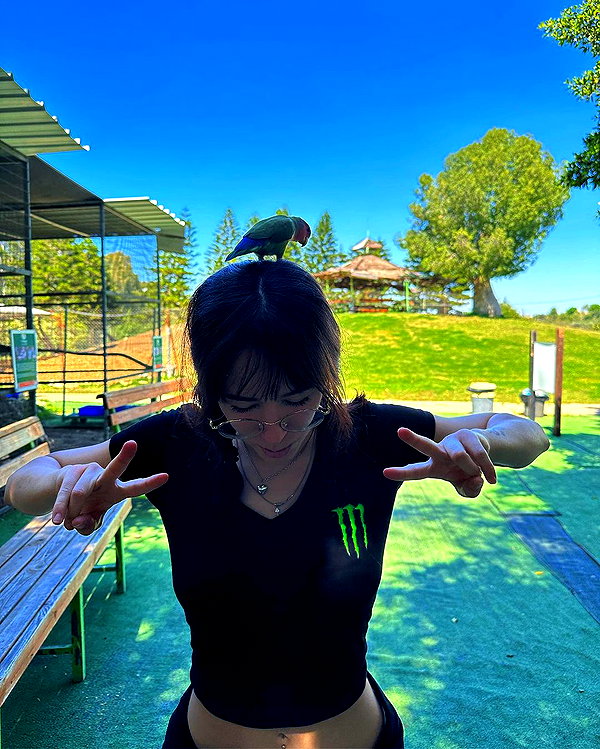 natahalieeee instagram image archive image