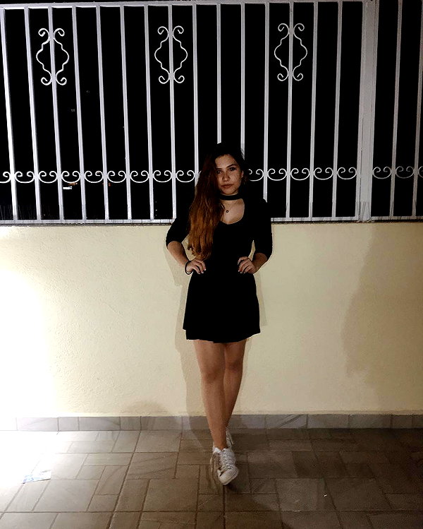 nnicole.gold instagram image archive image